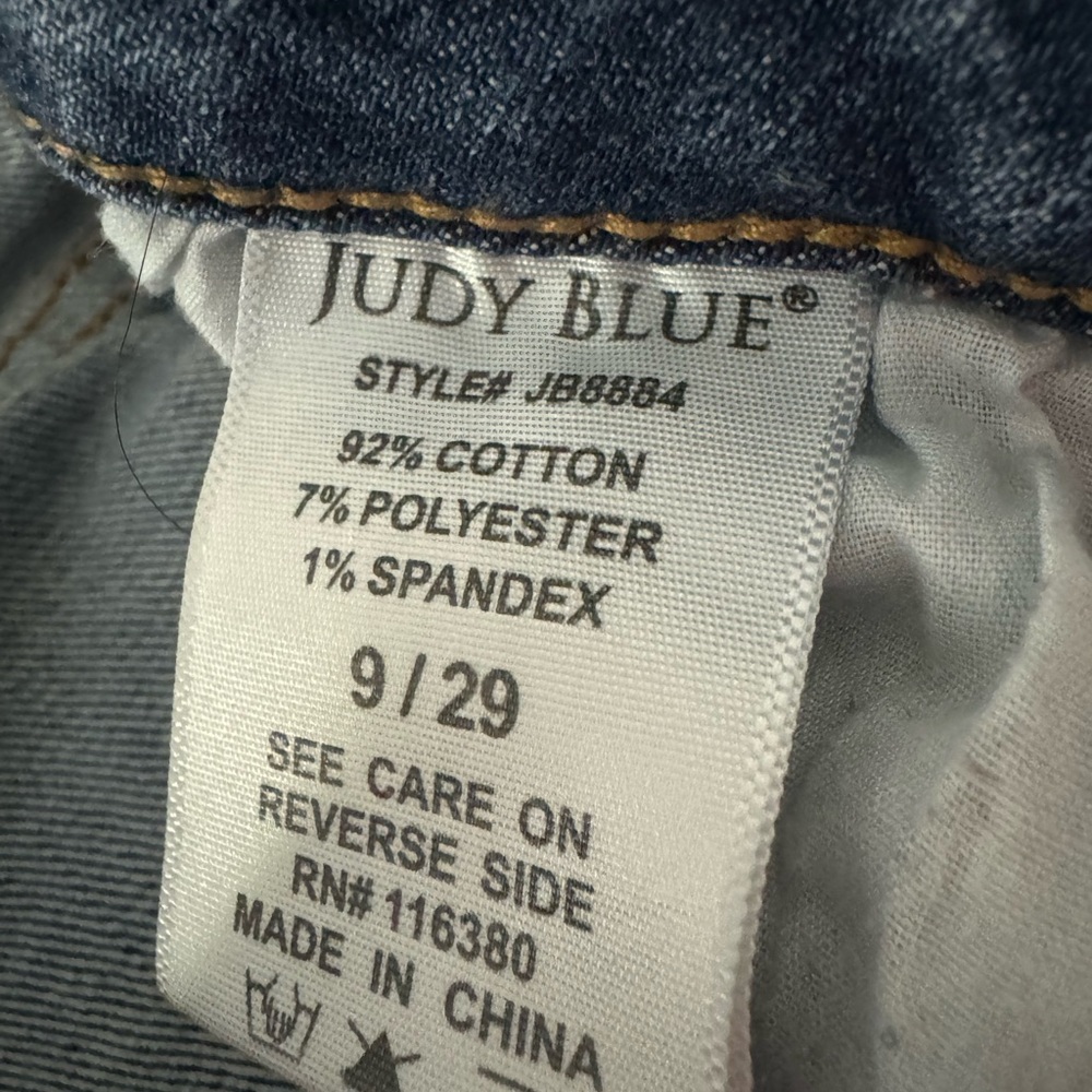 Judy Blue jeans - Picture 5 of 6